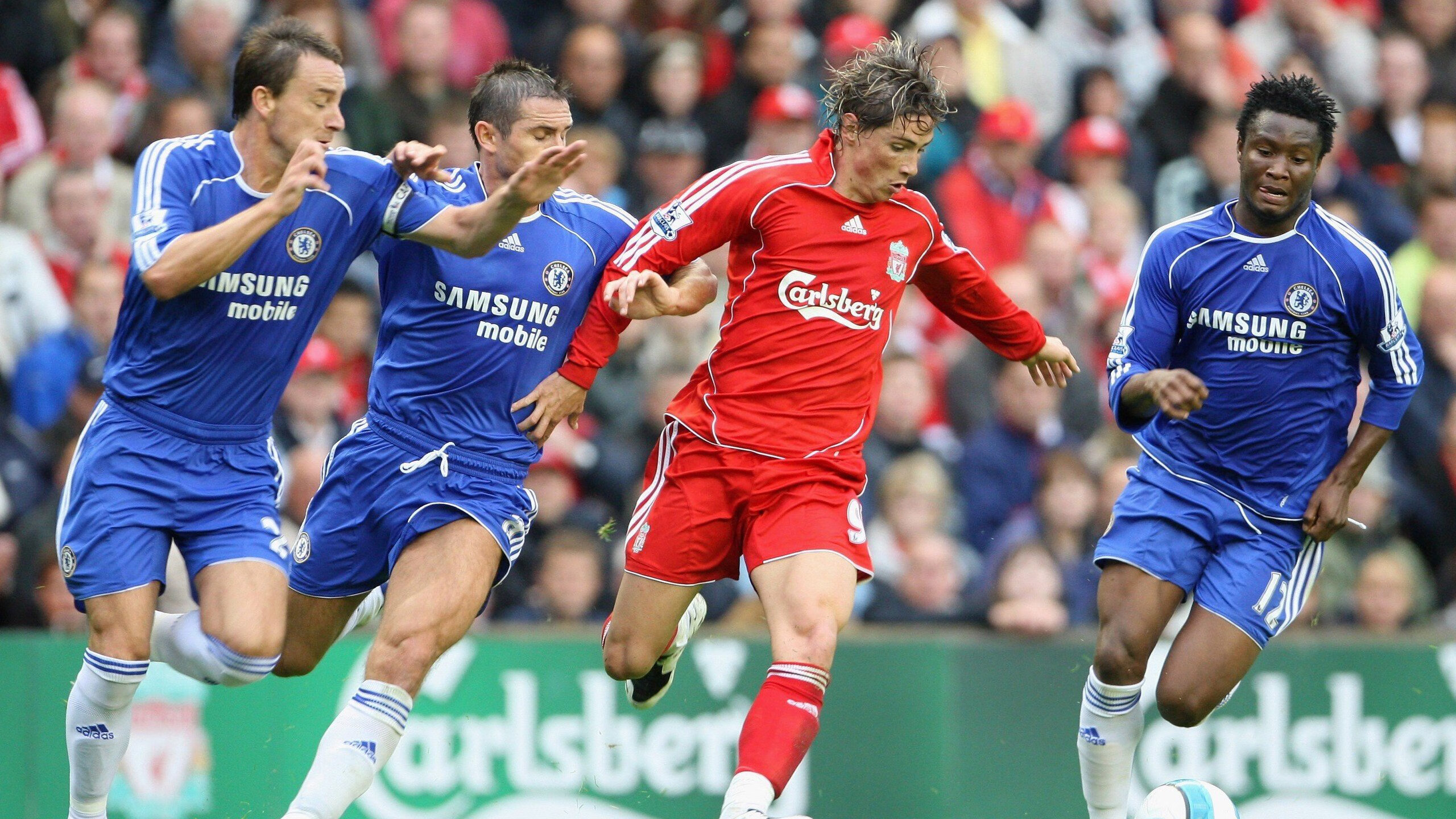 冠军球队球员携手社区开启青少年体育新篇章